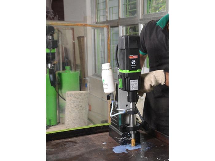 Magnetic Core Drilling Machine-KBM 42-2 - Eibenstock Positron Products