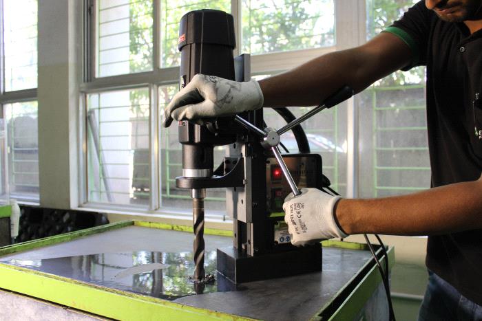 Magnetic Drill Rig-B 32.1 - Eibenstock Positron Products